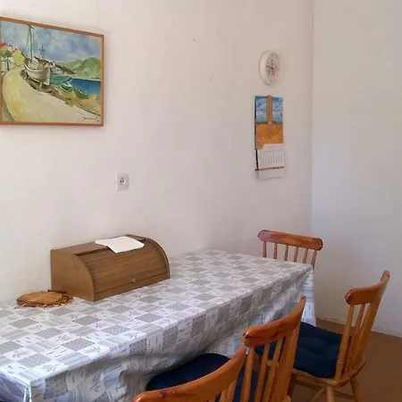 بيت للعطل Ljilja سلاتين